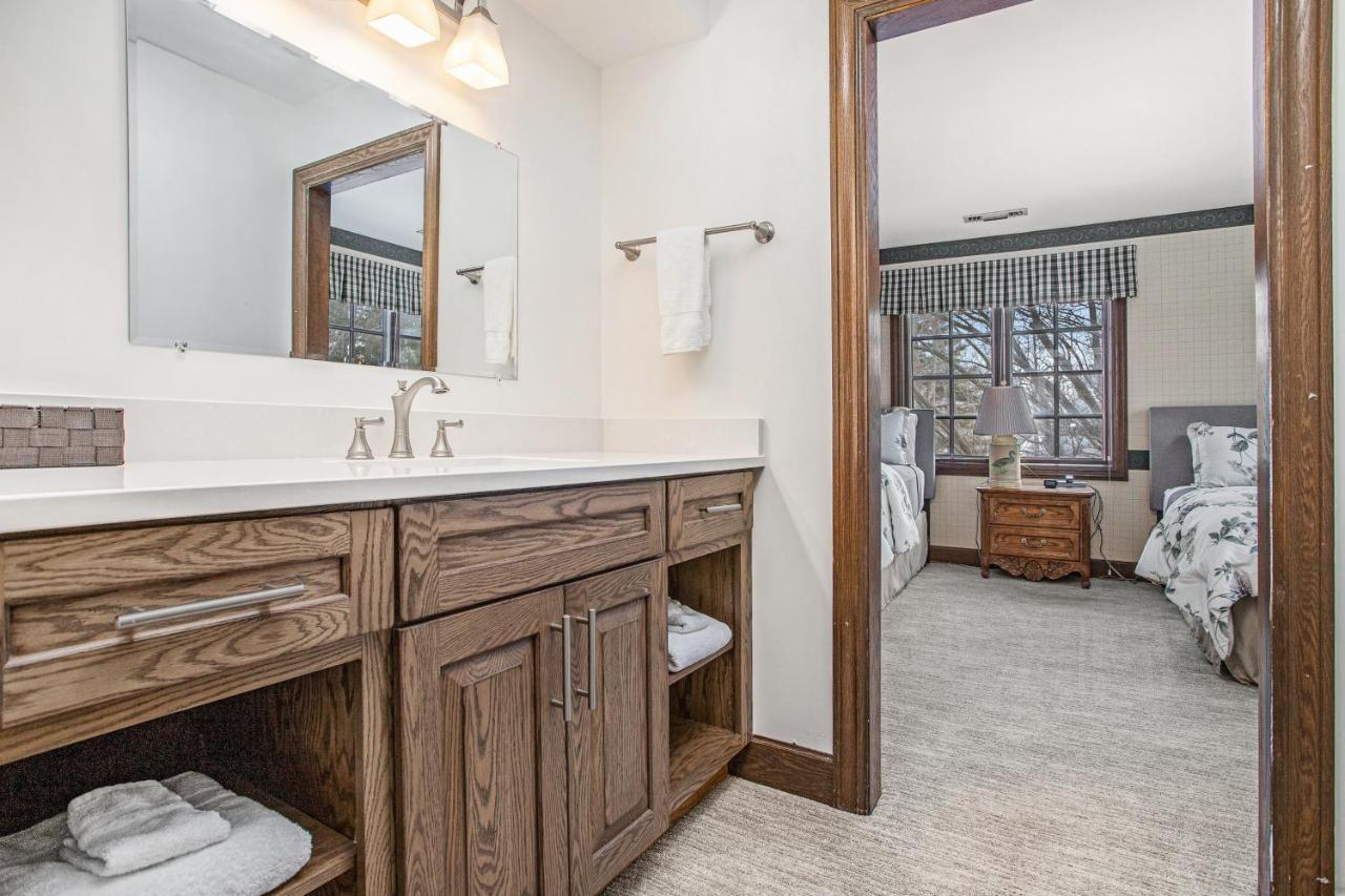 Villa Point O' Woods Benton Harbor Esterno foto