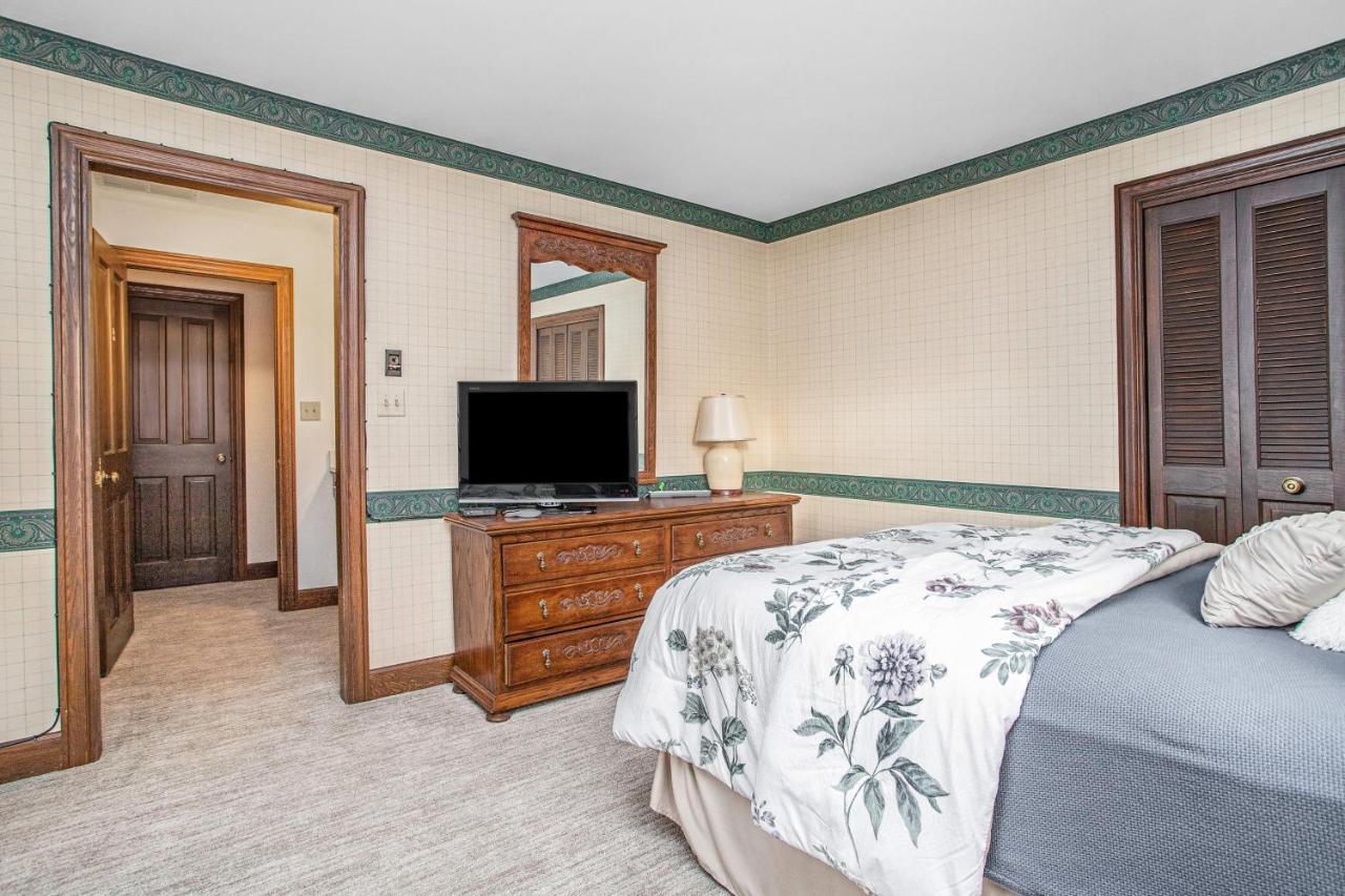Villa Point O' Woods Benton Harbor Esterno foto